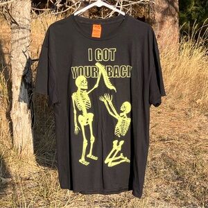 Funny Glow in the Dark Men’s T-Shirt. Size L